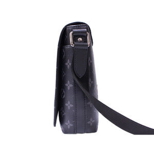 Louis Vuitton Monogram Messenger Bag District Black Shoulder Eclipse